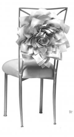 Silver Bridal Bloom with Silver Satin Boxed Cushion on Silver Legs (1)